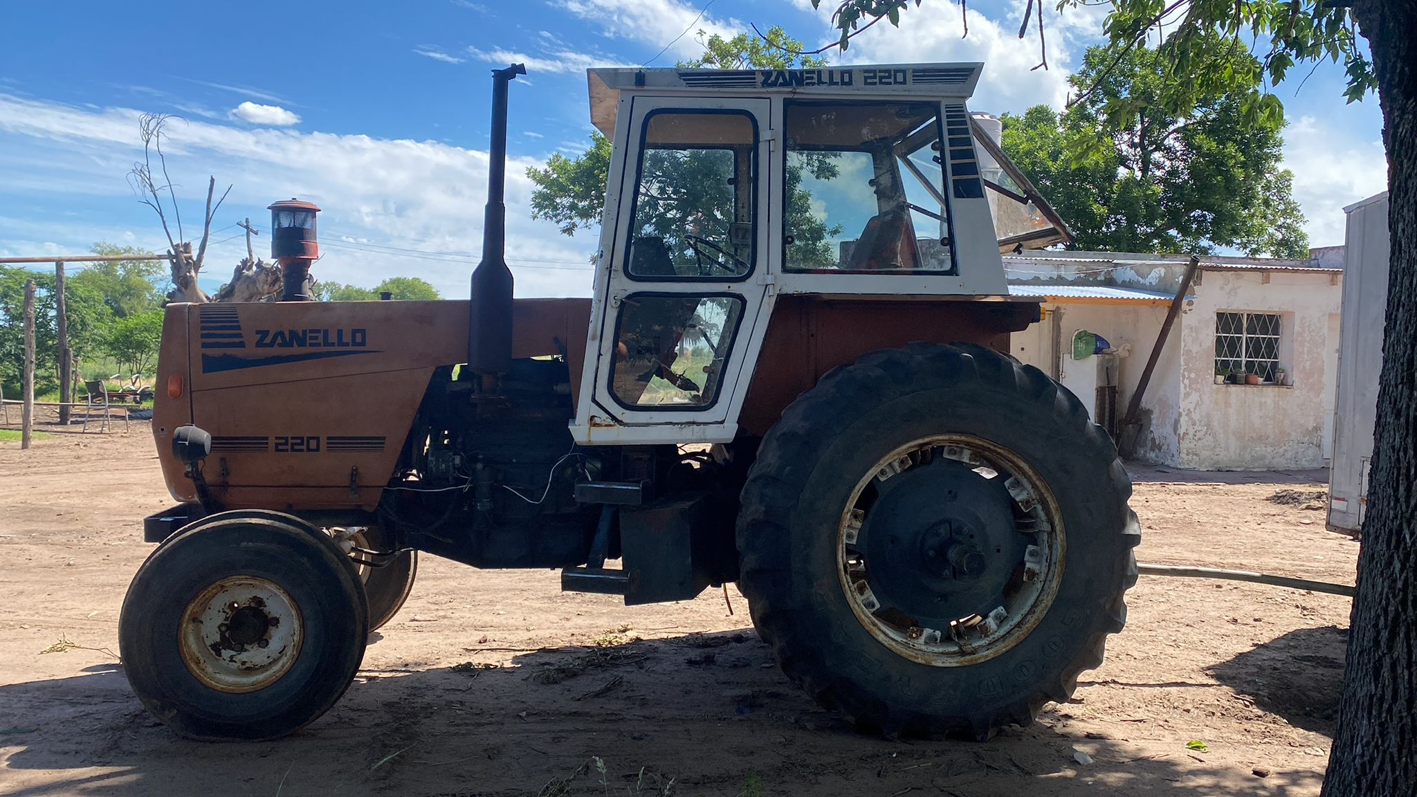 TRACTOR ZANELLO 220
