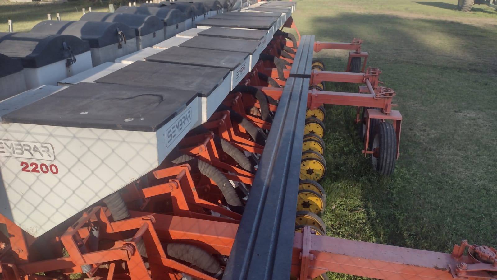 SEMBRADORA SEMBRAR DE 14 A 52