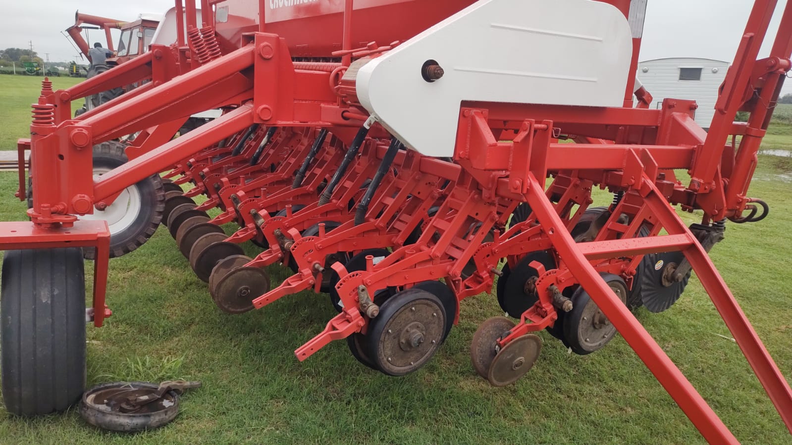 SEMBRADORA CRUCIANELLI DE 21 A 23 SURCOS