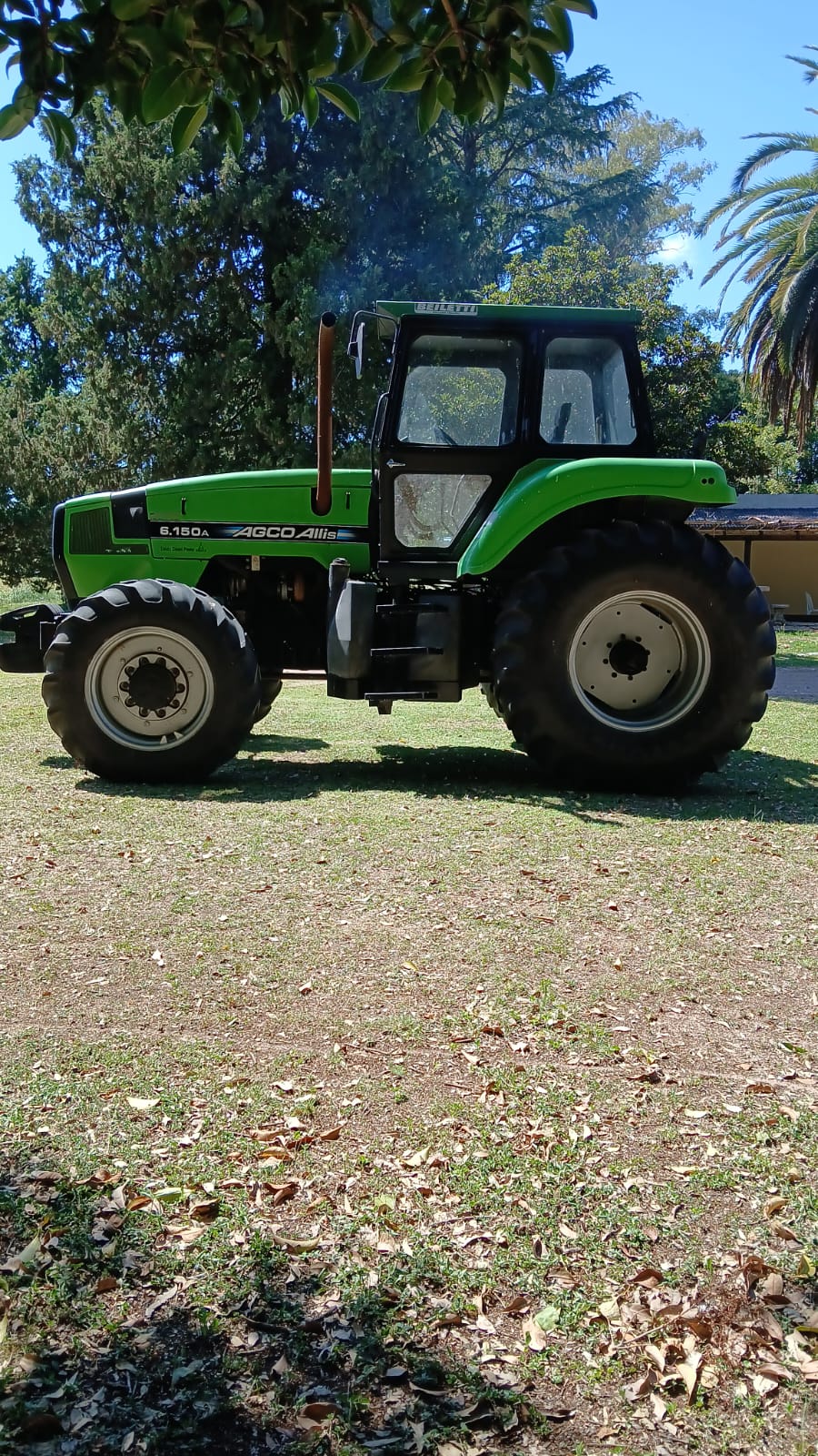 Tractor AGCO Allis 6.150 Año 2010 Doble tracción Muy buen estado mecánico Cabina nueva 4.760 horas