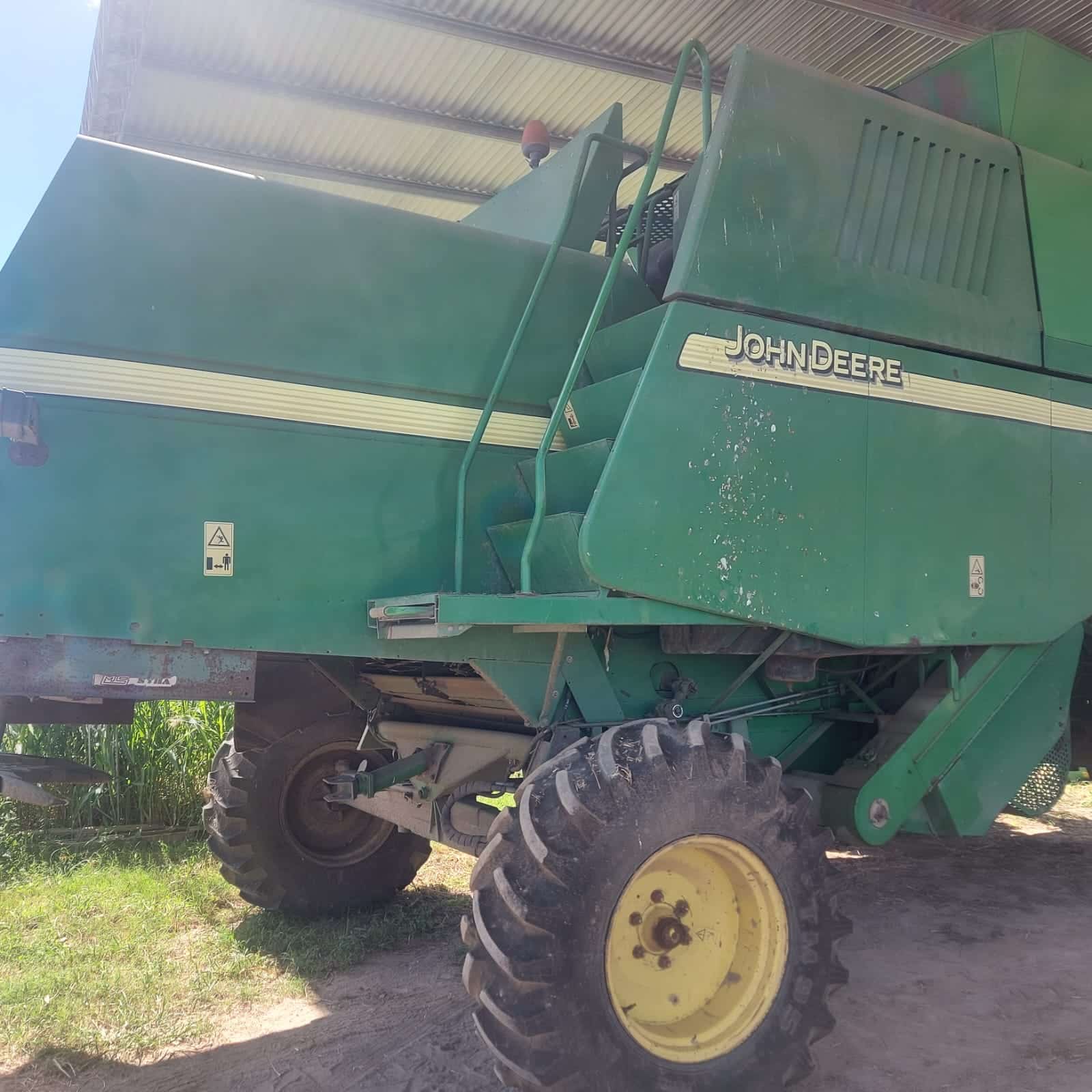 COSECHADORA JOHN DEERE 1550