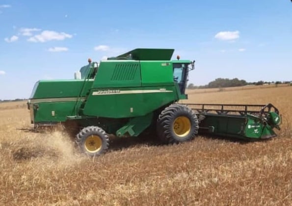 COSECHADORA JOHN DEERE 1550