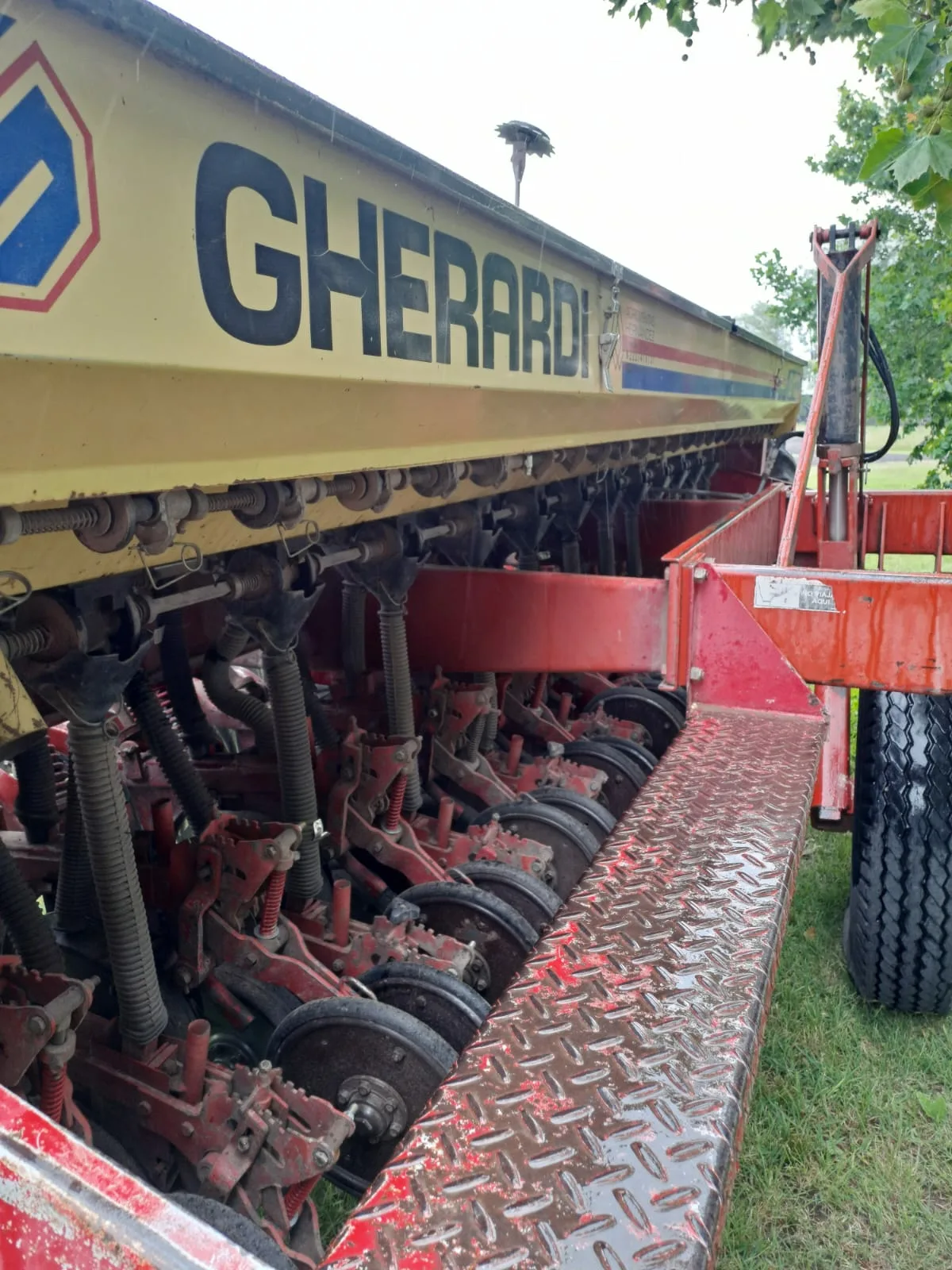 sembradora gherardi g100