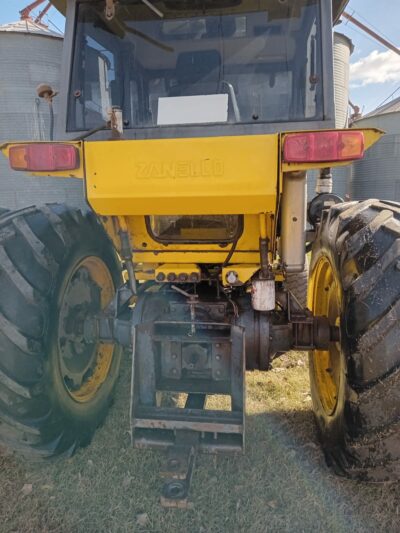 WhatsApp Image 2025-01-27 at 21.46.47 (1) Tractor Pauny 230 - Año 2008