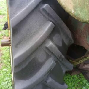 Tractor John Deere 730
