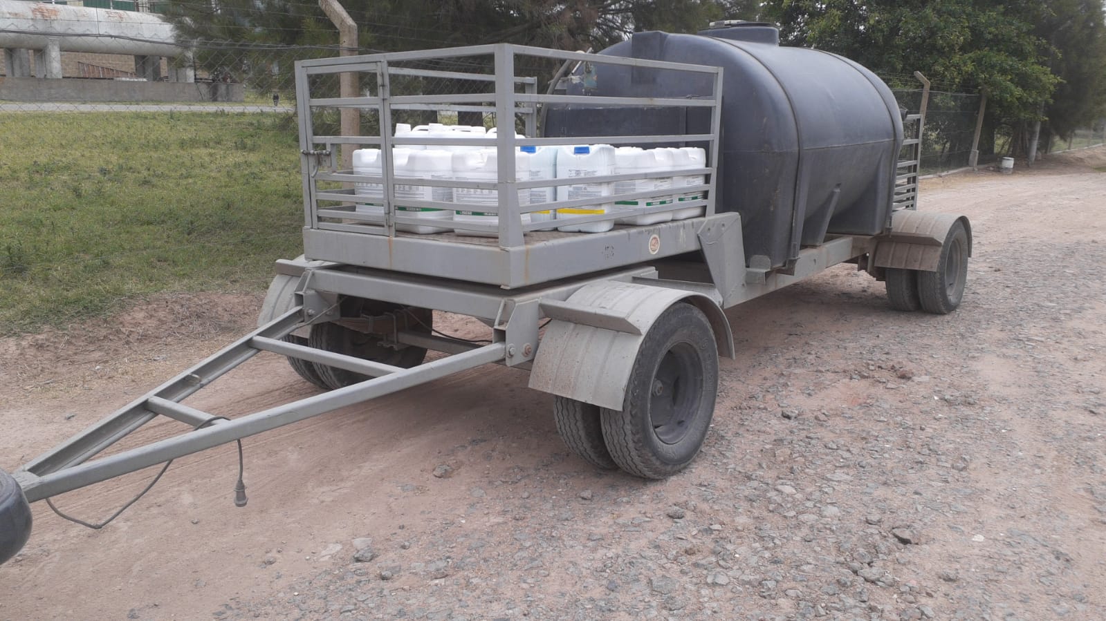 Acoplado Tanque Alberti