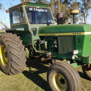 Tractor John Deere 4530
