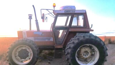 tractor Fiat 980 doble tracción