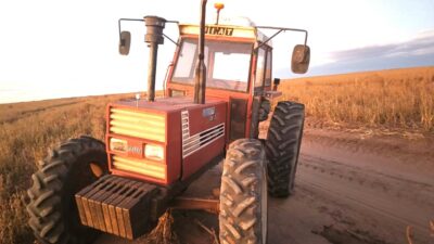 tractor Fiat 980 doble tracción