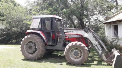 Massey Ferguson 4292