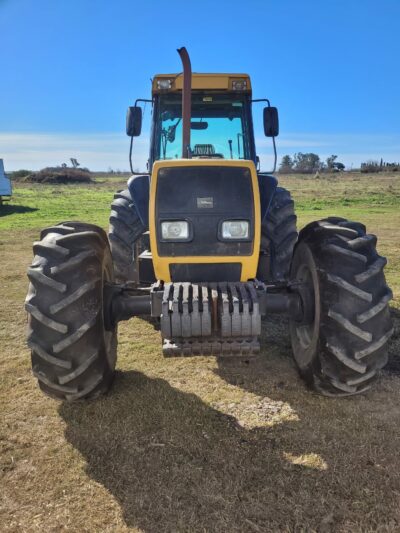 tractor Challenger WT590