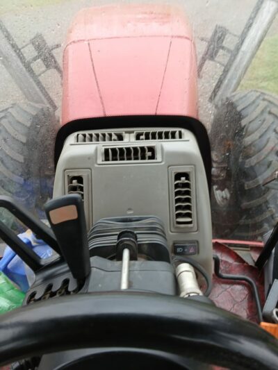 tractor Case IH Magnum 240