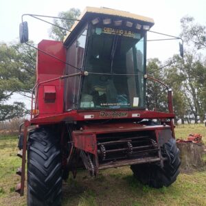 Cosechadora Don Roque 125 con motor Cummins y doble tracción