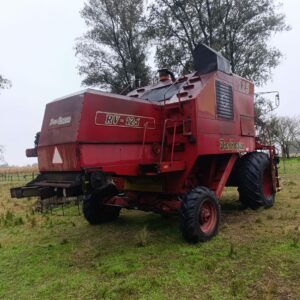 Cosechadora Don Roque 125 con motor Cummins y doble tracción