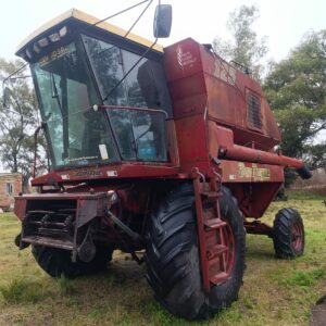 Cosechadora Don Roque 125 con motor Cummins y doble tracción
