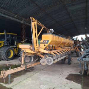 sembradora Agrometal TX 14 a 52 año 1999 con monitor