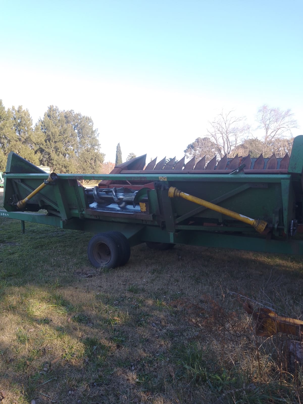 maicero John Deere de 8 a 70 año 2000 con cajas americanas