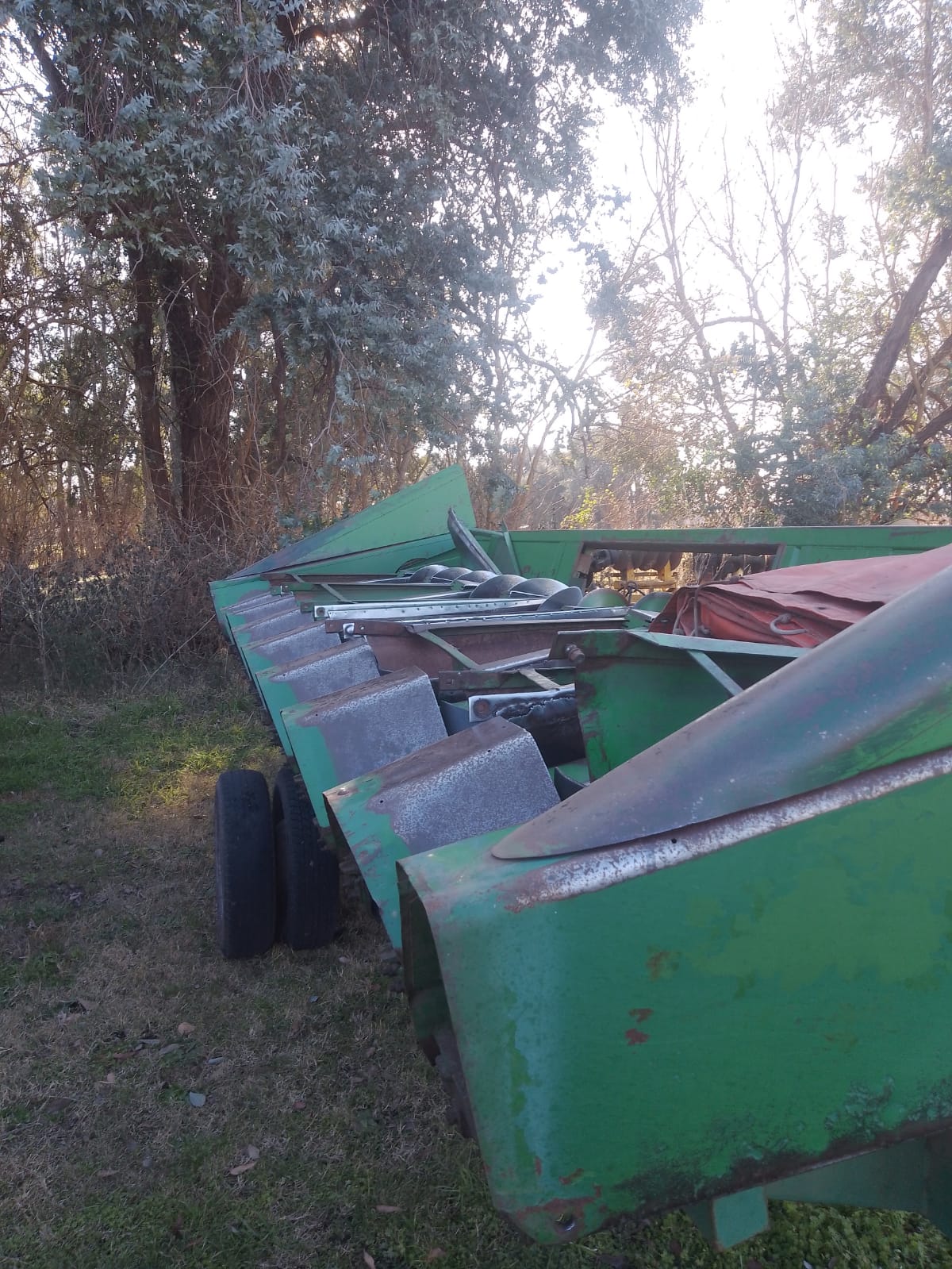 maicero John Deere de 8 a 70 año 2000 con cajas americanas
