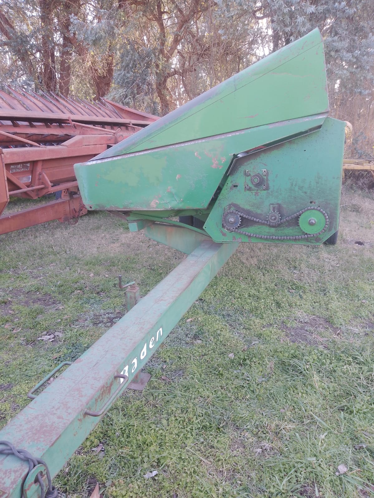 maicero John Deere de 8 a 70 año 2000 con cajas americanas