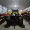Tractor Valtra doble tracción en excelente estado