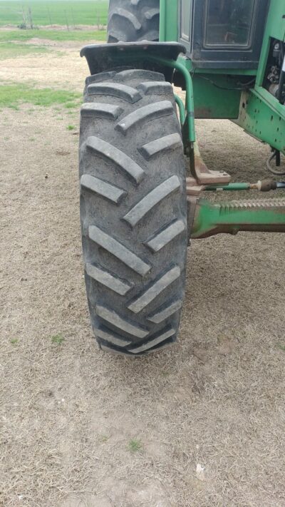 Tractor John Deere 6405 – Año 2005 - Image 4