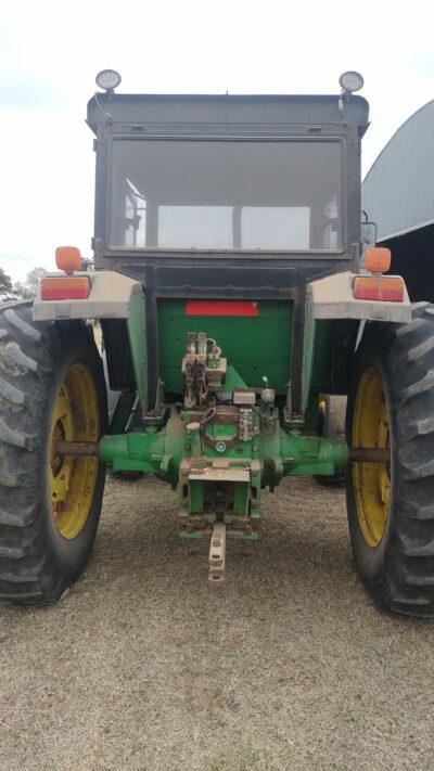 Tractor John Deere 6405 usado en venta