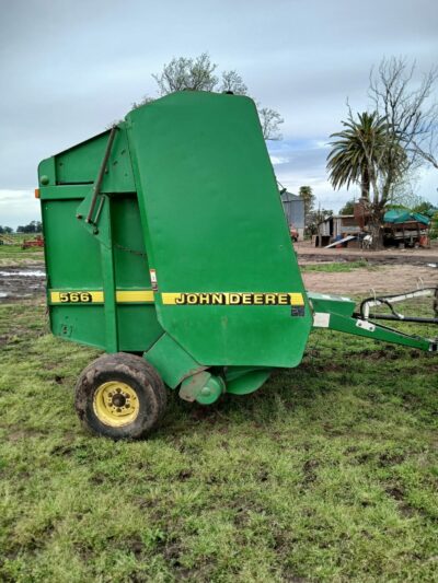 Rotoenfardadora John Deere 566