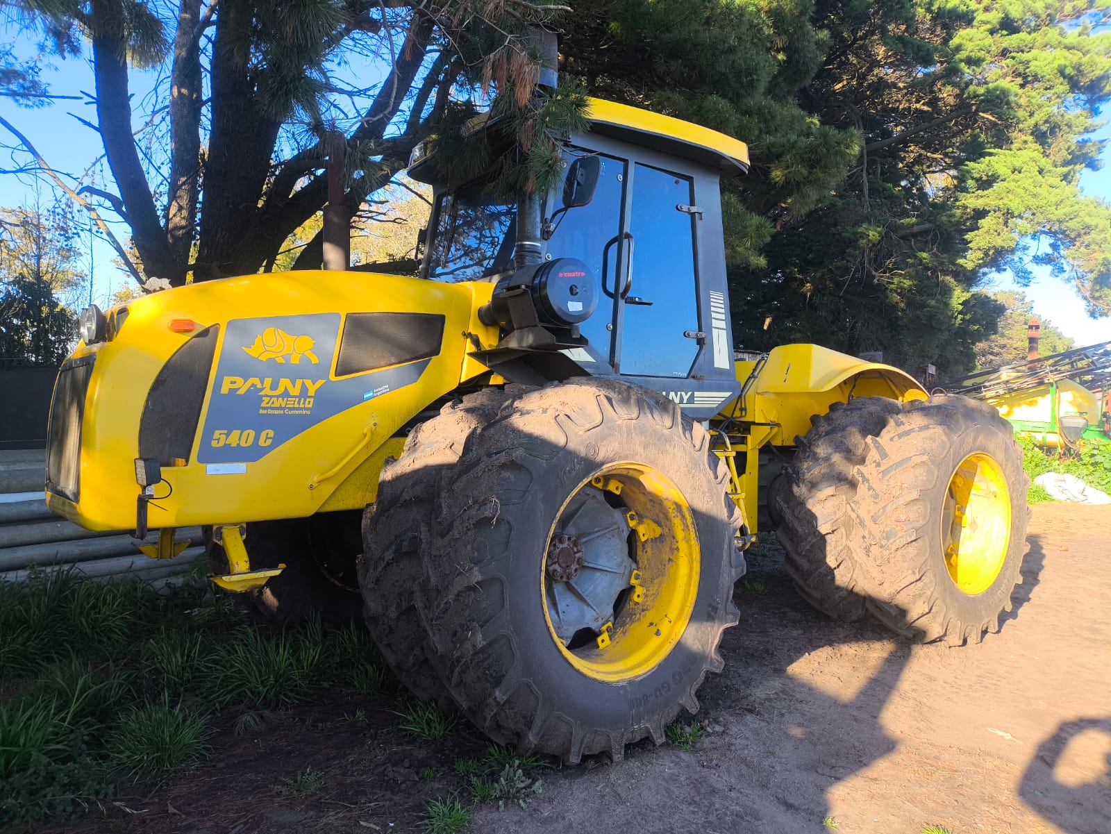 Tractor Pauny 540