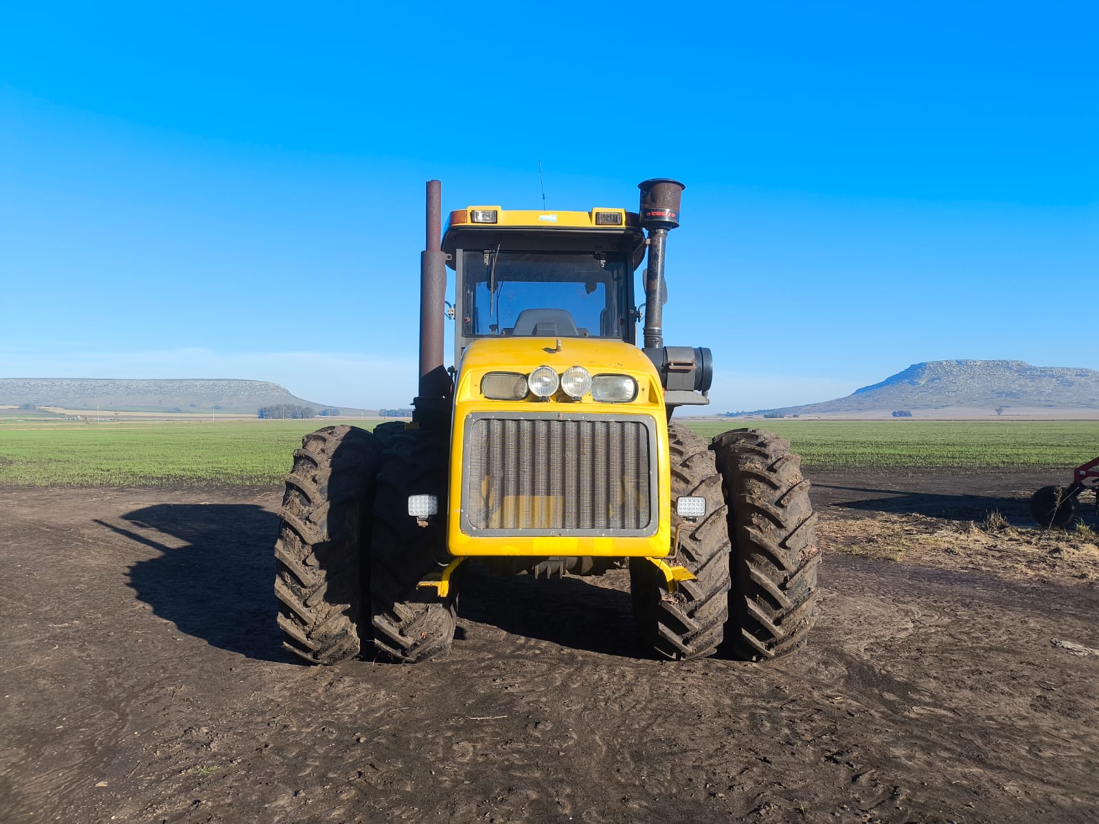 Tractor Pauny 540