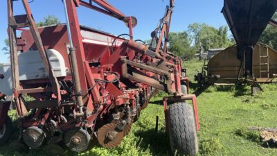 Sembradora Crucianelli 55 a 17.5 con kit de granos gruesos