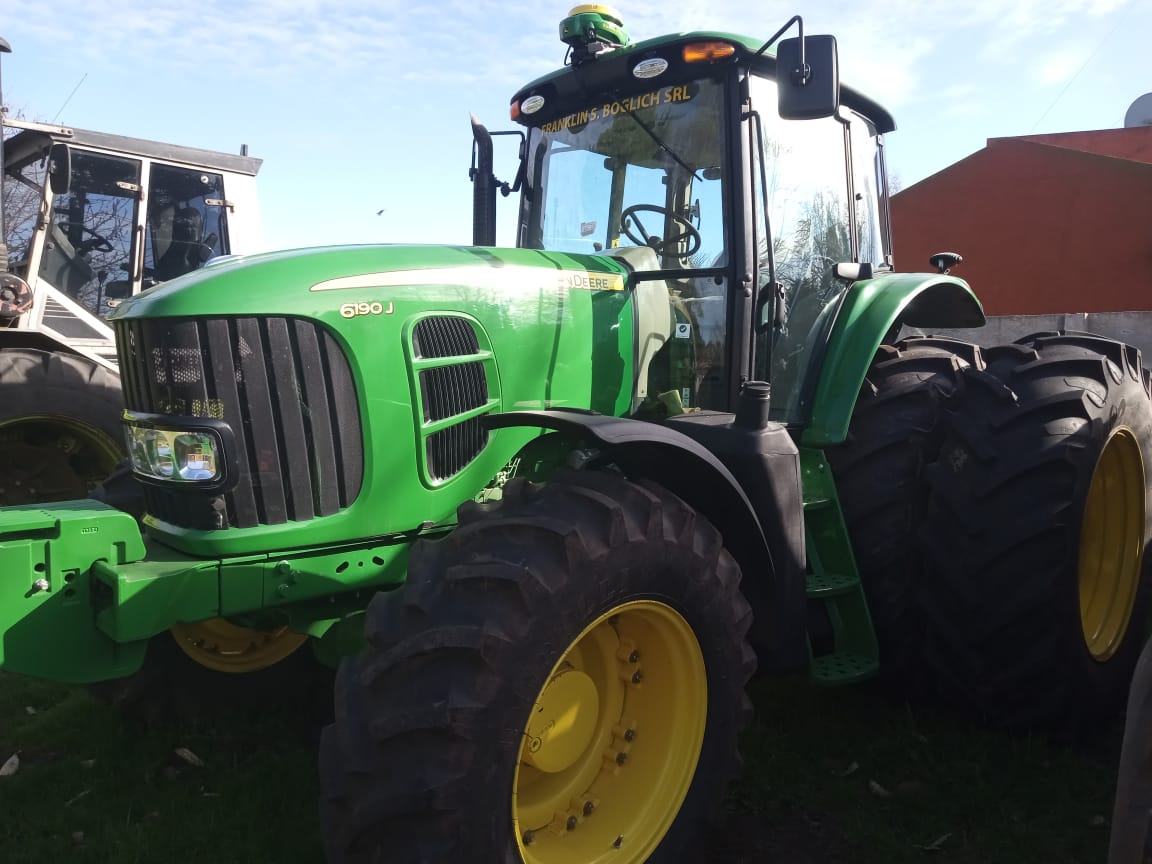 TRACTOR JOHN DEERE 6190J