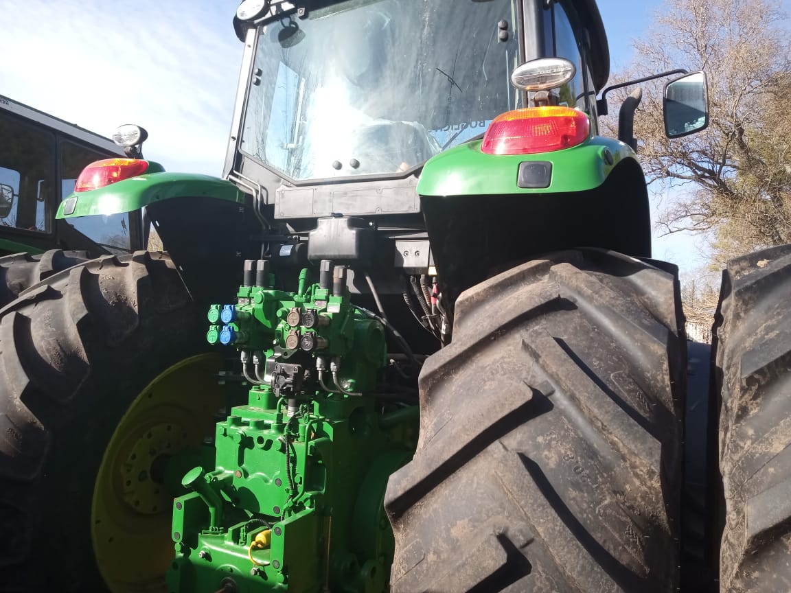 TRACTOR JOHN DEERE 6190J