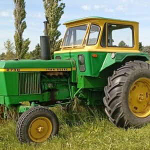 TRACTOR John Deere 2730